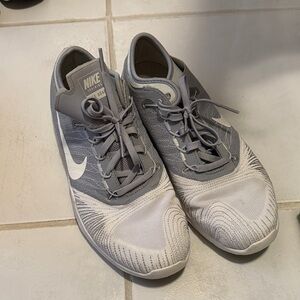 Nike Women's Gray Athletic Shoes Training Flex Adapt